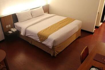 فندق Grand Imawan