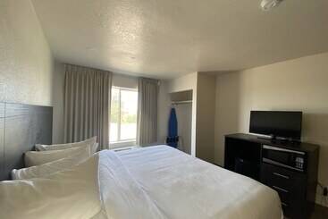 فندق Lajunta Inn