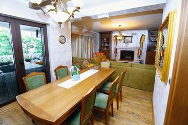 هتل Villa Mirenza