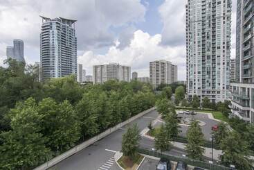 דירות לתיירים Maplewood Furnished Suites