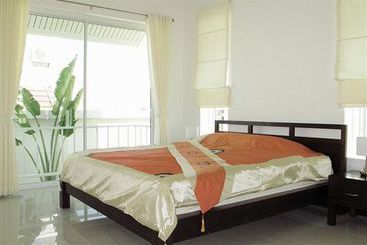 Pineapple Hills Resort