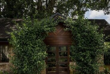 ツーリストアパートメント Stafford Bungalow