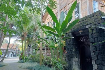 Suarti Boutique Village