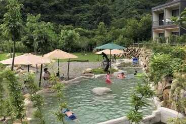 تختخواب و صبحانه Ming Yueju