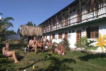 هتل Hostal Luz De Luna & Spa