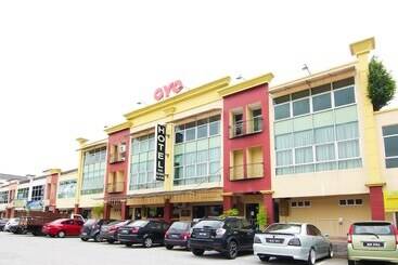 בית מלון כפרי Oyo 11343  Putra Iskandar