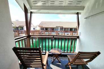پانسیون Alpine Lxpd Water Chalet