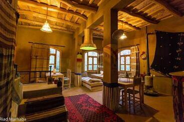 פנסיון Riad Marhaba