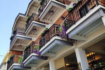 펜션 Teacher Cai Homeestay