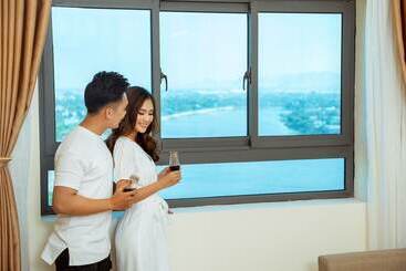 هتل آپارتمان Tien Loc Palace