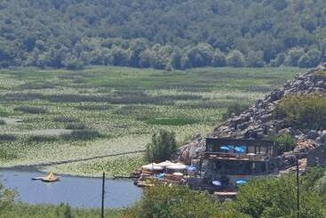 Apartmani Karučki Krš