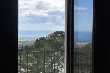 בית מלון כפרי Eremo Madonna Delle Grazie