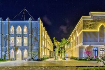 هتل My Son Heritage Resort And Spa