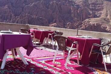 פנסיון Auberge Amazir