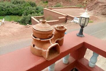 پانسیون Auberge Oued Dades