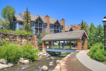 هتل 4br Renovated   Sleeps 12  Downtown Breck By Redawning