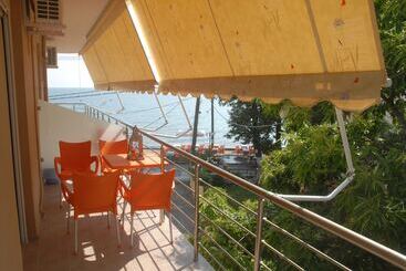 בית מלון כפרי Eleni Kandilari Rooms