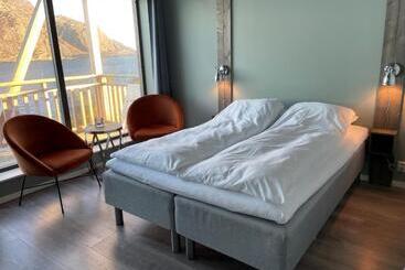 アパートホテル Værlandet Havhotell