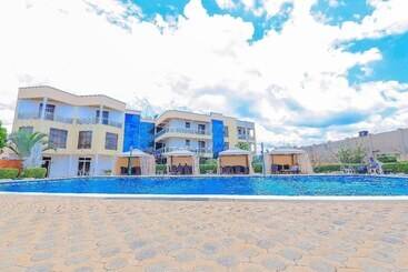 בית מלון כפרי Palast Rock