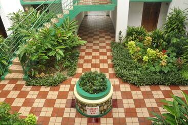 هتل آپارتمان Ocho Rios Sandcastles Ocean View Fantastic Location Sleeps 4