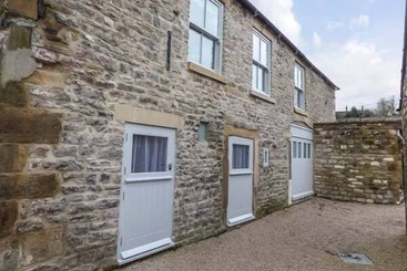 کلبه Bank House Mews