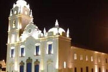 هتل Canoa Guest House