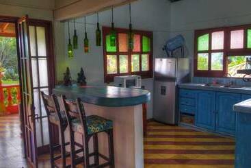 ホテル Finca Los Laureles