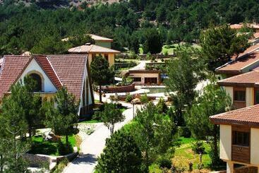 בית מלון כפרי Pendosis Tatil Koyu