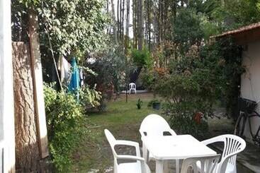 ペンション La Cabaña Pinamarense