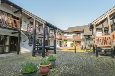 بيت ريفى Waterhead Apartment B