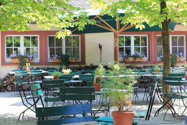 Der Linslerhof   Hotel, Restaurant, Events & Natur