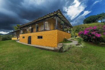 Finca Hotel La Kolorina