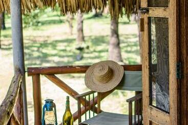 Mkoma Bay Tented Lodge