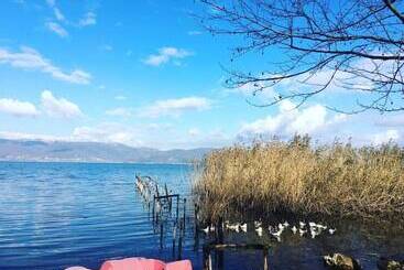 בית מלון כפרי Osso Garden Bungalow