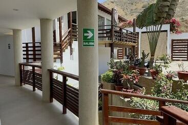 בית מלון כפרי Playa Del Sol Mancora