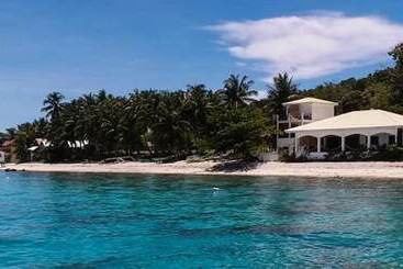 هتل Sogod Bay Scuba Resort