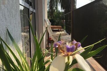 Пансион Ambar House Apart