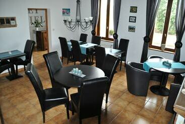 פנסיון Lune Et Miel