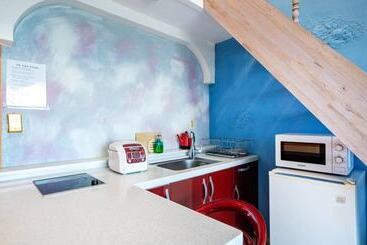 Taean Baja California Pension