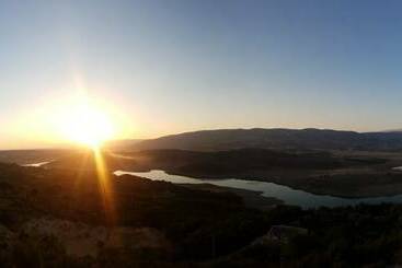 בית מלון כפרי Blue Lake