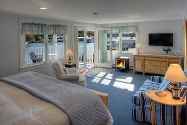 住宿加早餐  Blue Heron Seaside Inn