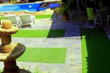 פונדק La Casa De Betty