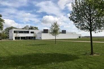 هتل Fuglsang Herregaard