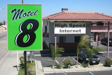 Motel 8