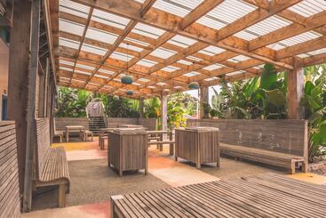 אתר נופש Island View Holiday Park