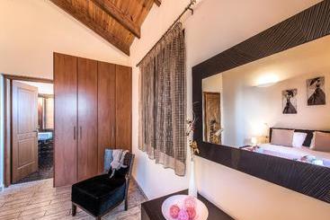 Astarte Villas - Kyveli Villa