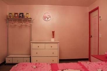 Dreamers Guesthouse  Hostel