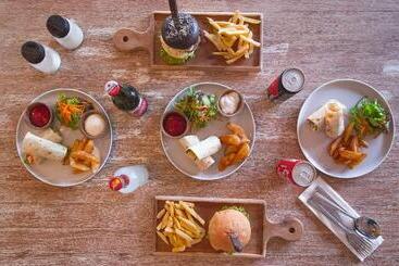 Отель Gemini Star