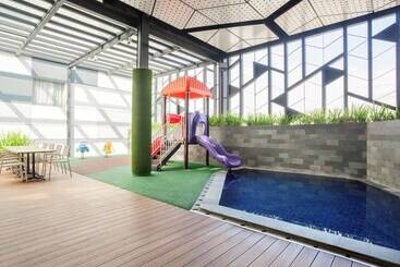 ホテル Ibis Styles Jakarta Sunter
