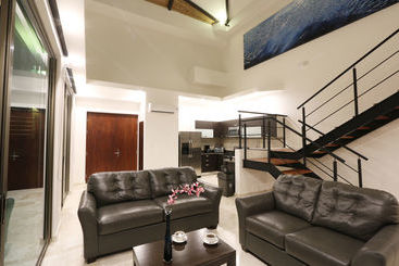 هتل Sky Penthouses 3br 3,5 Bth  6br 5,5bth At Oceano